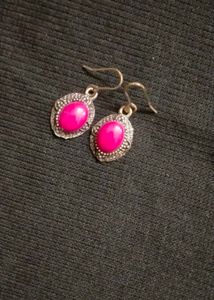 1 Pair Top Earring And 3 Normal Earrings