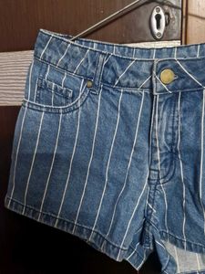 NUON Denim Shorts SIZE 26