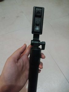 Videos &amp; Selfie Stick With Remote