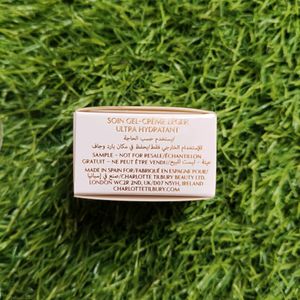 Charlotte Tilbury Magic Water Cream