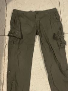 Y2K Olive Green Cargo Pants with Studded Pockets