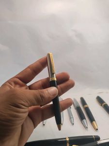 Sheaffer Fountain Pen – Elegant & Smooth Writing