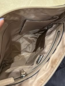Elegant Two-Tone Shoulder Bag