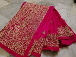 Beutiful Zari Work Saree 💗