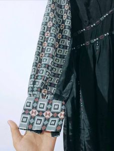 Sangria Black Dress