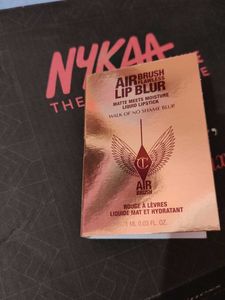 Charlotte Tilbury Walk Of No Shame Blur