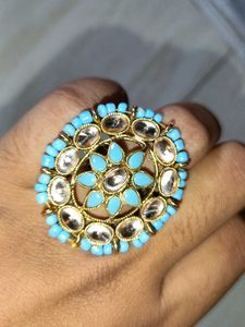 adjustable classy blue ring