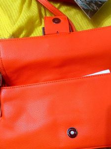 Retro Orange Buckle Shoulder Bag
