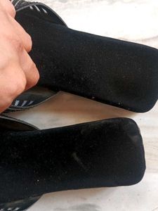 Black Flats