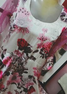 😍Beautiful Printed Gown For Girls &amp; Women&#39;s🥰