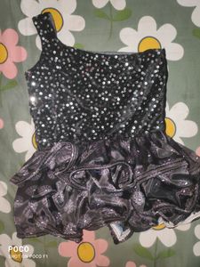 pretty black frock for 1-2 year baby girl.