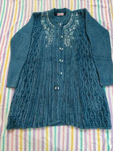 (New)Blue Embroidered Cardigan