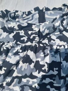 Camo Sleeveless Top