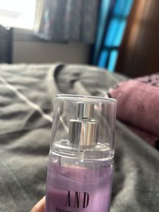 AND Pretty Vogue Body Mist