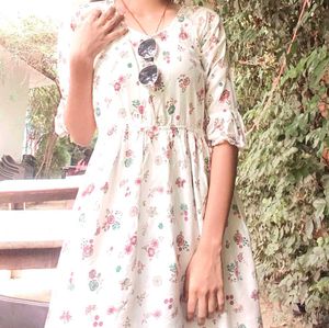White A- Line Top , Ruffle Sleeves