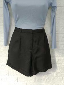 H&amp;M Black Shorts