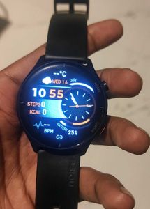 NoiseFit Twist Smart Watch Without Charging Cable