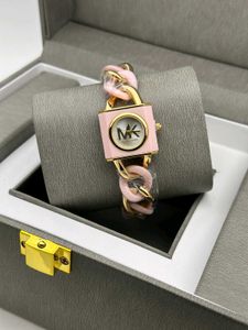 MICHAEL KORS CHAIN STYLE PREMIUM QUALITY WATCH