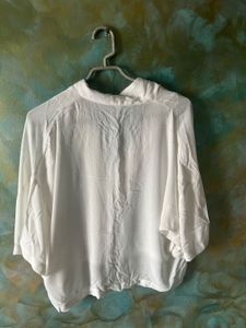 H&amp;M Oversized Cropped Shirt