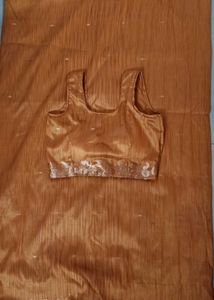 Orangish Saree And Blouse Size Xs Negotiable