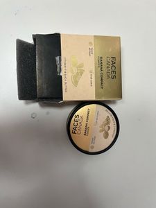Faces Canada Banana Compact