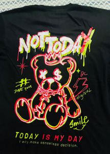 Graphic Print Tee - Trendy Bear Design