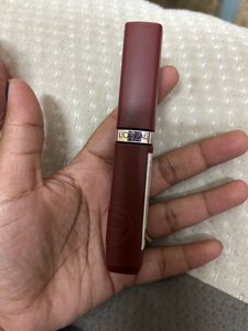 L’Oreal Lipstick