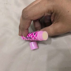 Lakme Lip Love Gelato Chapstick
