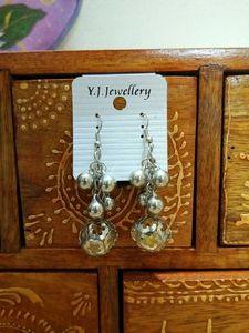 SILVER ARTIFICIAL EARRINGS