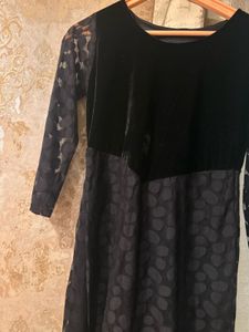 Elegant Black Velvet &amp; Lace Dress, Bust-32