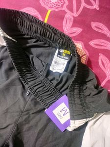 Sports wear tights