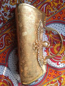 2 Handpouch