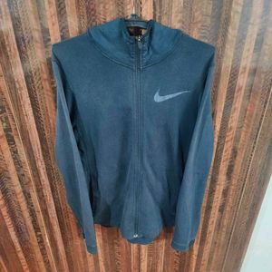 Nike Solid Hoodie - Chest 36