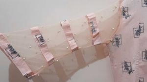 Umbrella Sleeves Top