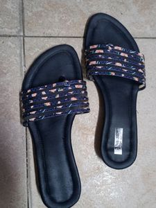 Blue Jeans matching chappal✅✅✅