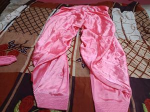 Embroidered Pink Kurta Set