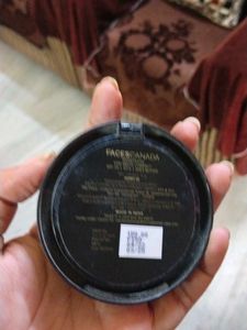 Faces Canada Compact