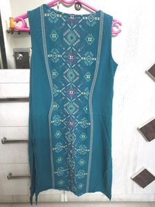 Black Palazzo And Kurta - Size S