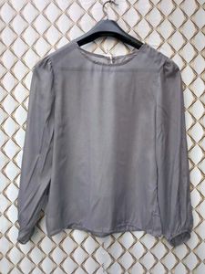 New With Tag Korean Grey Puff Pullover