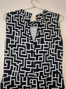 Chic Geometric Maxi Dress