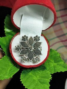 oxidised flower ring