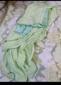 Combo Of One Kurti And Four Suit