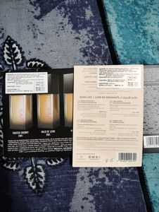 Huda Beauty Foundation And Cleanser Sample Card