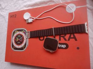Smart Watch (never used)