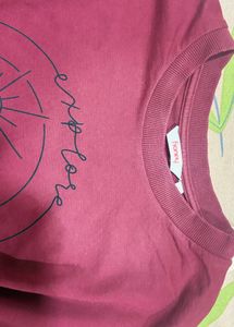 Burgundy/Maroon Winter Sweatshirt