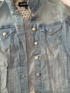 Denim Jacket With Hoddie