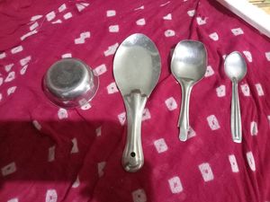 Three Spoon