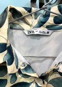 Zara Leaf Print Shirt, Top Style