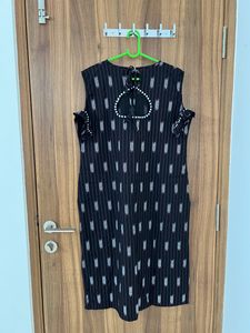 Black Kurta With Pearl Sleeve And Neck Design