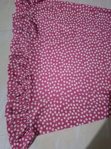 Chic Pink Polka Dot Puffed Sleeve Top